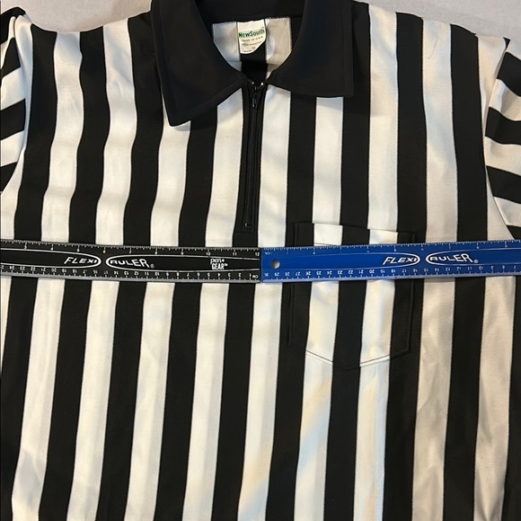 Black and White Striped Casual Button Down Shirt NWOT Referee Style Shirt - Picture 7 of 9